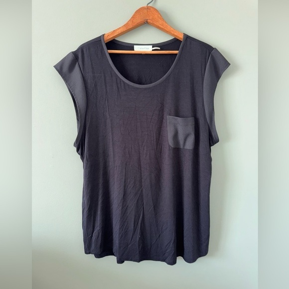 Calvin Klein Tops - Calvin Klein womens cap sleeve black rayon stretch shirt size XL
